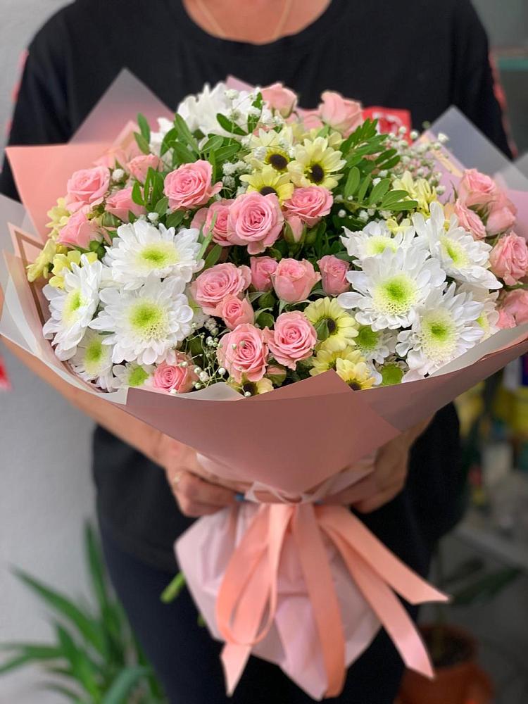 Букет цветов из: Розы и Хризантемы в Козельске