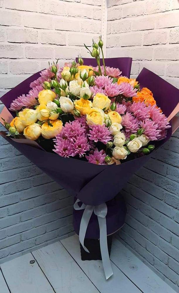 Букет цветов из: Хризантемы и Розы в Козельске