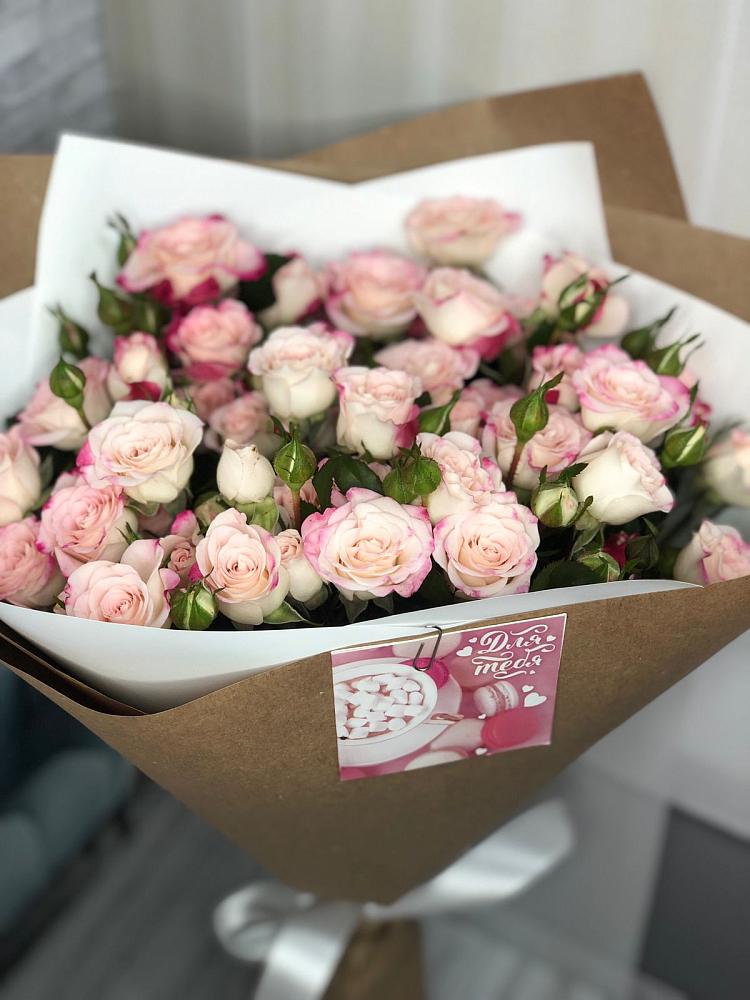 Букет цветов из: Розы в Козельске