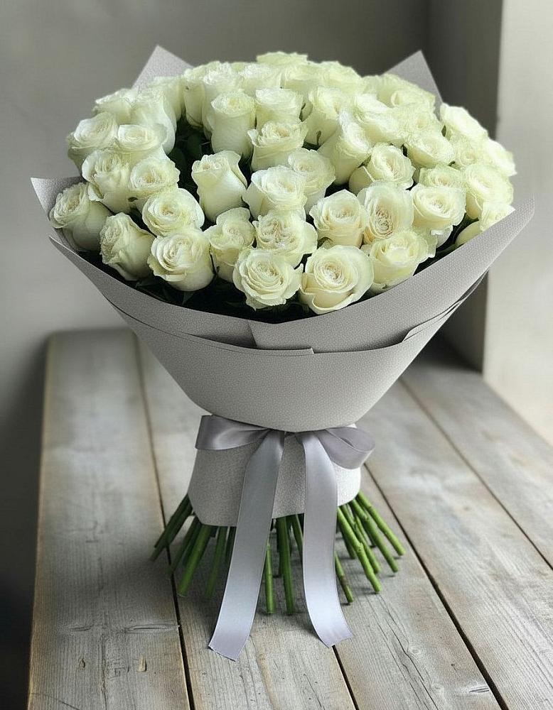 Букет 35 Белых роз в Козельске