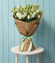 Букет цветов из:  Лизиантусы в Козельске