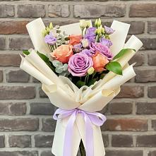 Букет цветов из:  Лизиантусы и Розы #REPLACE_PRED# Козельске