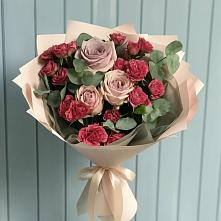 Букет цветов из:  Гвоздики и Розы в Козельске