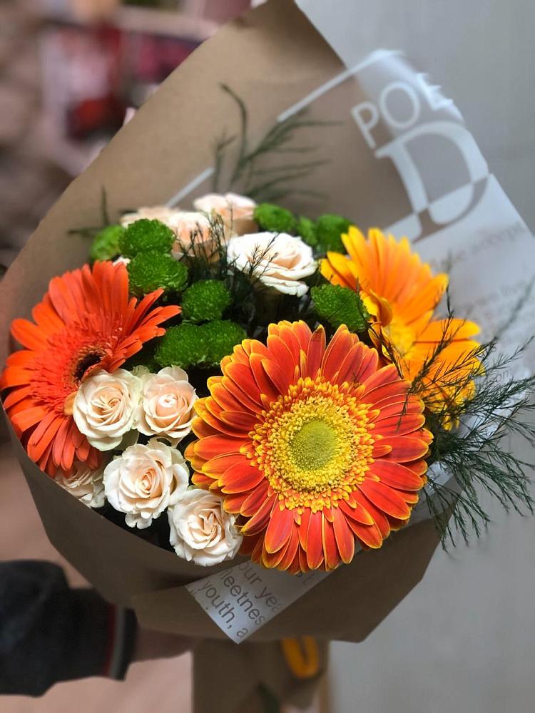 Букет цветов из: Герберы, Хризантемы и Розы в Козельске